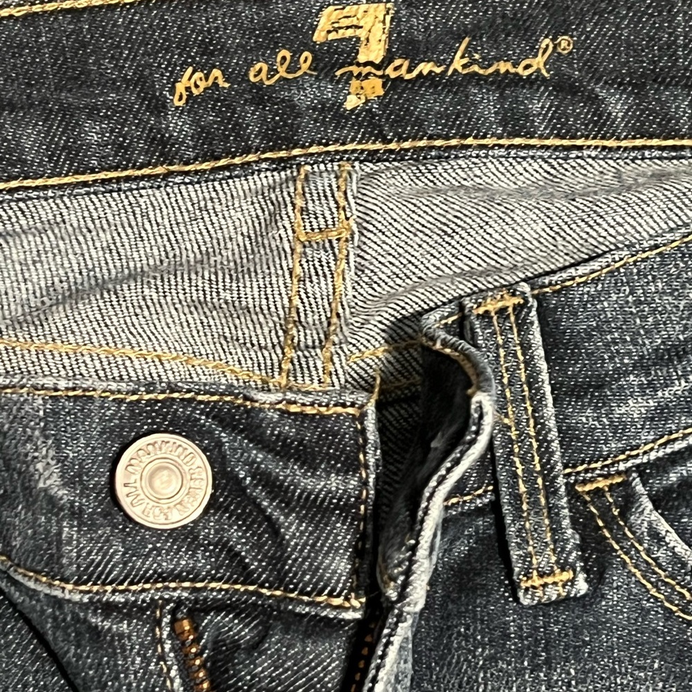 7 For All Man Kind Cropped Blue Jeans